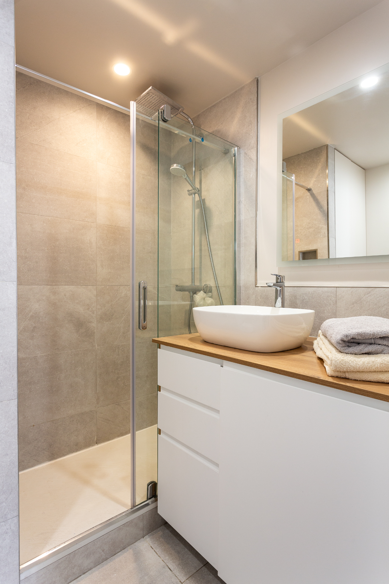 Rénovation salle de bain Paris 5ème — Optimisation maximale d'un petit espace